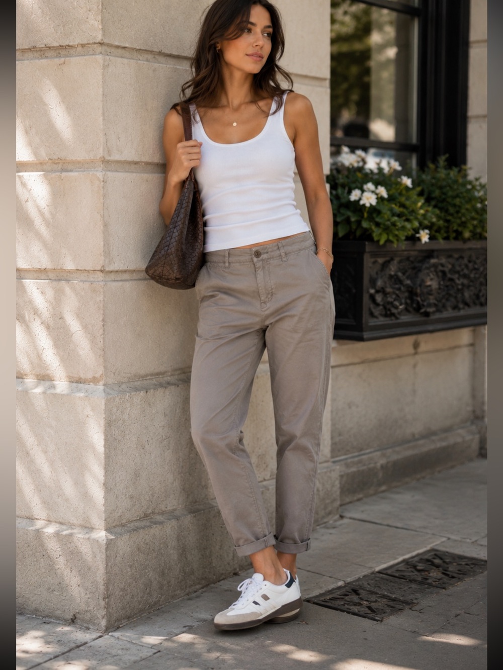 Garnet Hill Women's Straight Leg Pants in Taupe